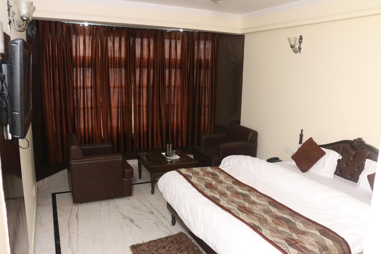 New Bharat Hotel Mussoorie Kültér fotó